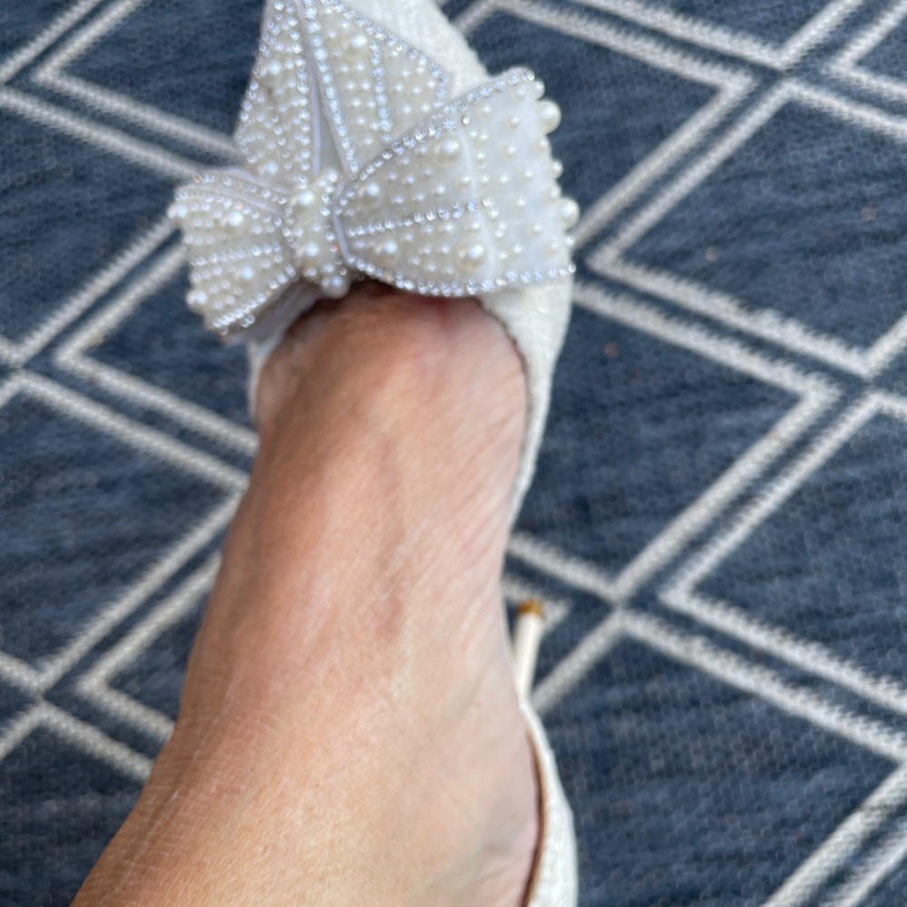 Fashion Brand Company Pearl Embellished White Heels